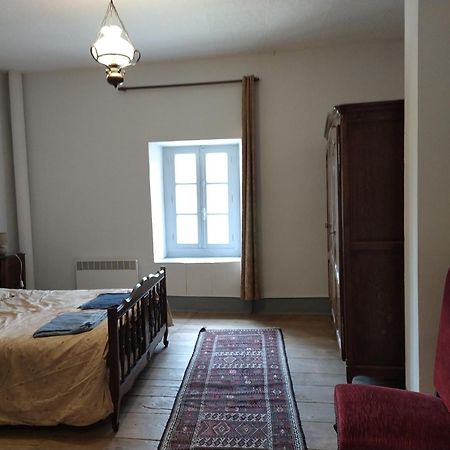 Villa Grès Vaillant à Saint-Polycarpe Extérieur photo
